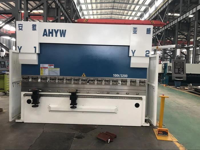 China Yawei DA52S 4 axis CNC Pressbrakes 3m 